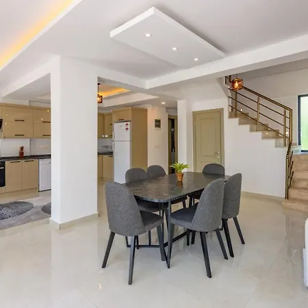 4 Bedroom Holiday Villa in Hisarönü Ölüdeniz Villa Atlantis * Ölüdeniz