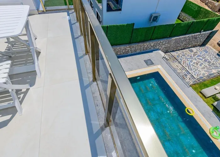 4 Bedroom Holiday Villa in Hisarönü Ölüdeniz Villa Atlantis Villa *