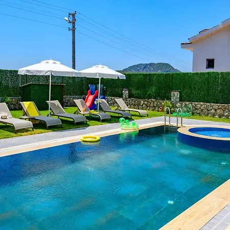 Atlantis Kapali- 4 Bedroom Holiday In Hisaronu Villa Oludeniz