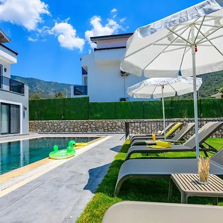Atlantis Kapali- 4 Bedroom Holiday In Hisaronu