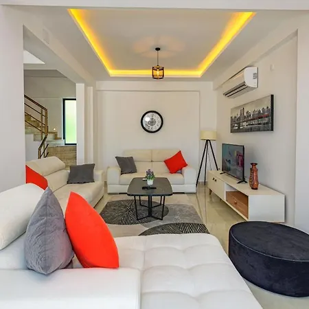 Villa Atlantis Kapali- 4 Bedroom Holiday In Hisaronu Oludeniz