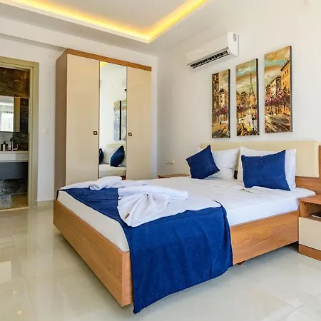 Atlantis Kapali- 4 Bedroom Holiday In Hisaronu Villa