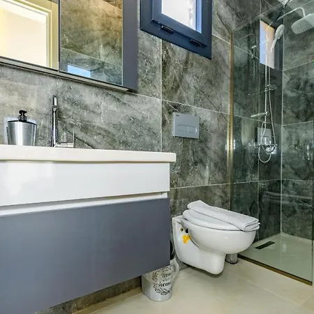 Atlantis Kapali- 4 Bedroom Holiday In Hisaronu Villa *
