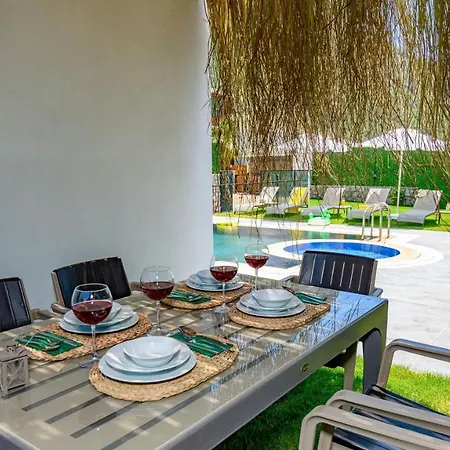 Atlantis Kapali- 4 Bedroom Holiday In Hisaronu Villa