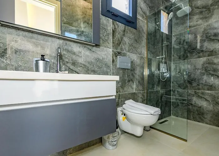 Atlantis- 4 Bedroom Holiday Villa In Hisaronu Vila *