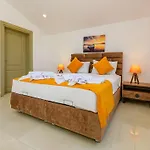 Atlantis- 4 Bedroom Holiday Villa In Hisaronu Vila *