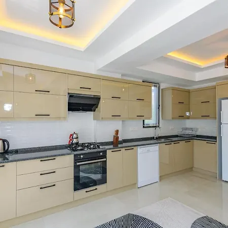 Vilă Atlantis- 4 Bedroom Holiday Villa In Hisaronu *